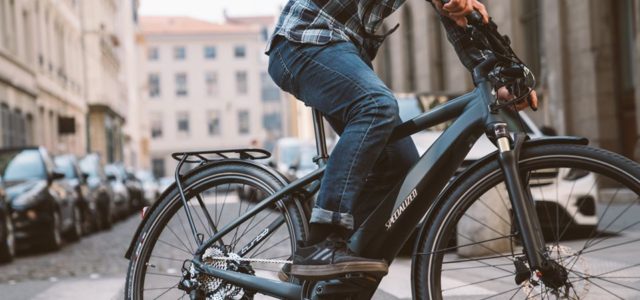 MOBILITA’ SOSTENIBILE E COMMUTING : VERSO UNA ITALIA PIU’ CICLABILE?